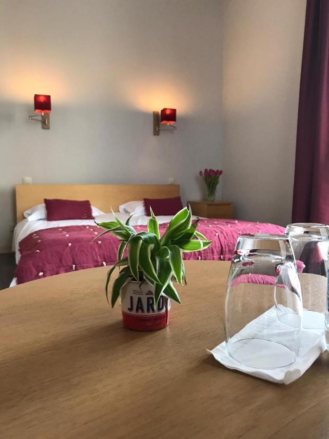 Le Domaine De Barbizon Otel Saint-Martin-en-Bière Dış mekan fotoğraf